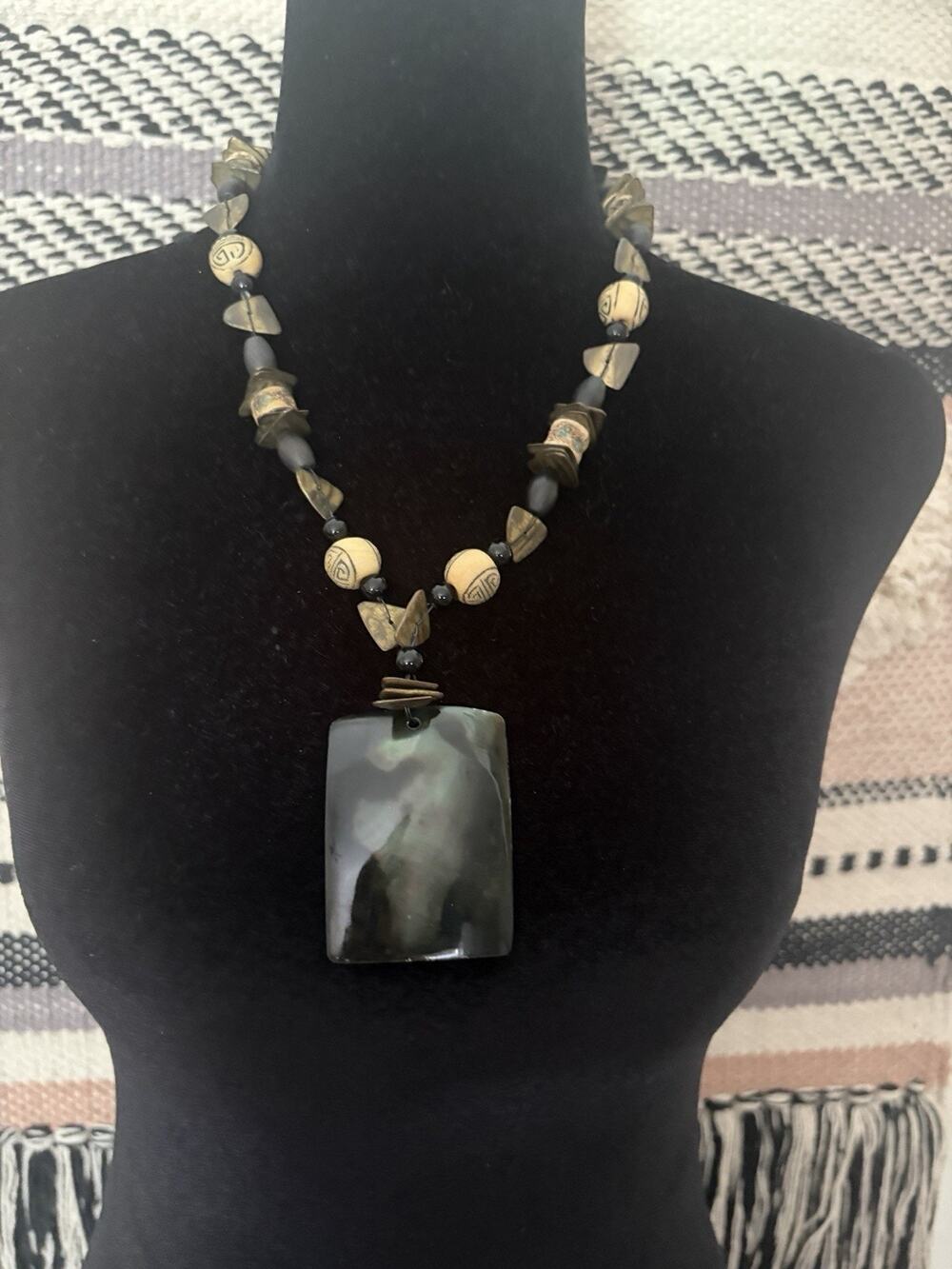 Vintage Chico's Beaded Necklace Lizard Abalone Pendant Wood Mother of Pearl Bead